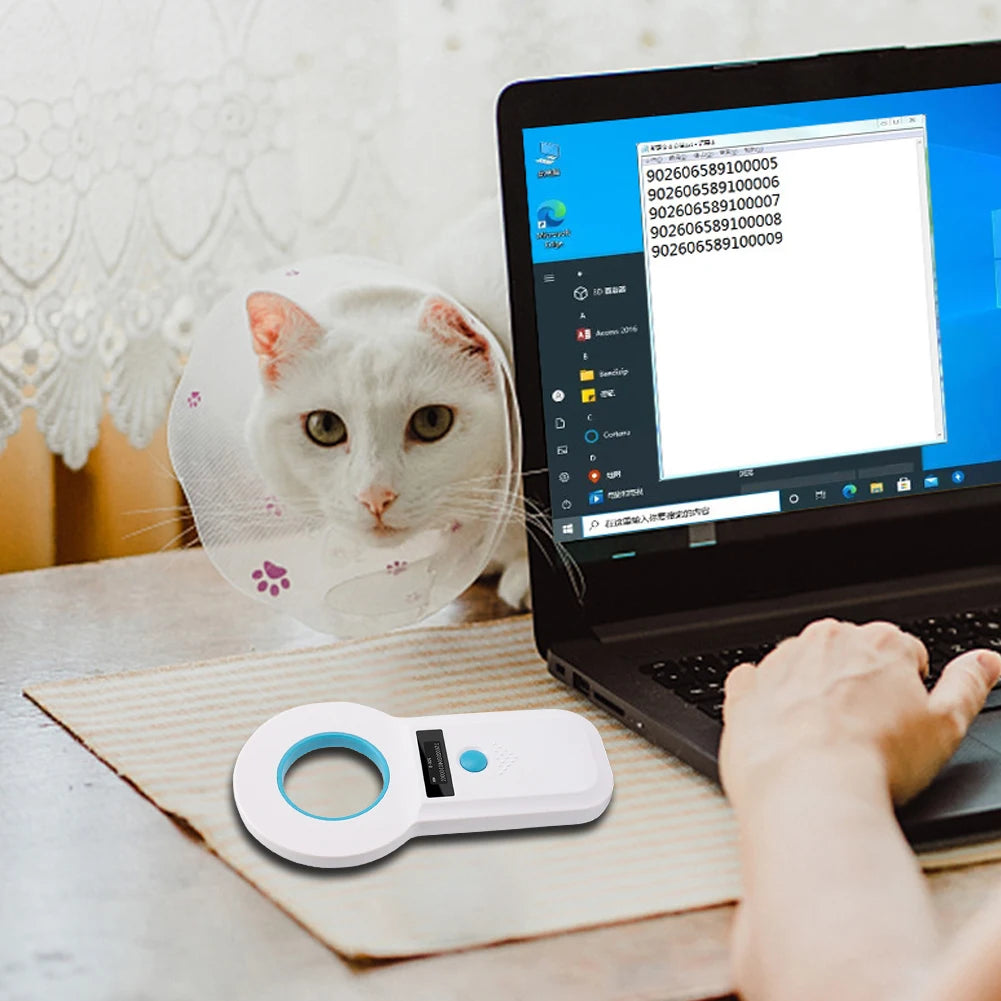 Handheld Pet Microchip Scanner